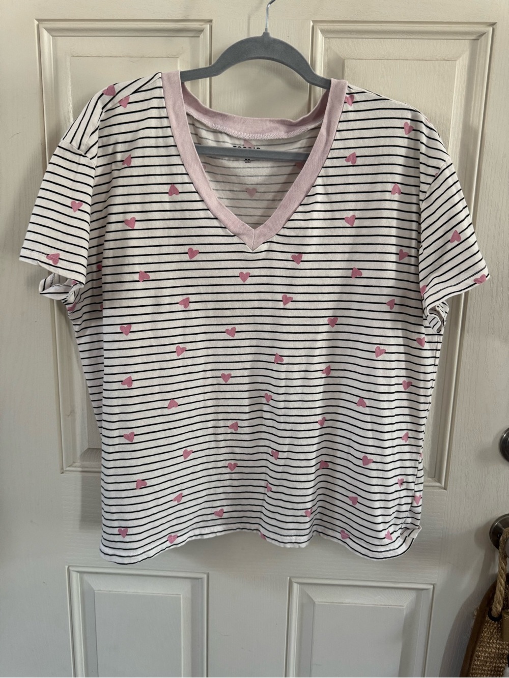 torrid White Black Stripe Tee with Pink Heart Print